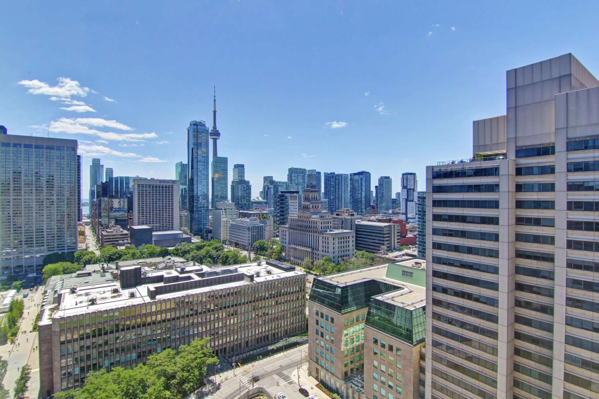 Hôtel Doubletree By Hilton Toronto Downtown Extérieur photo
